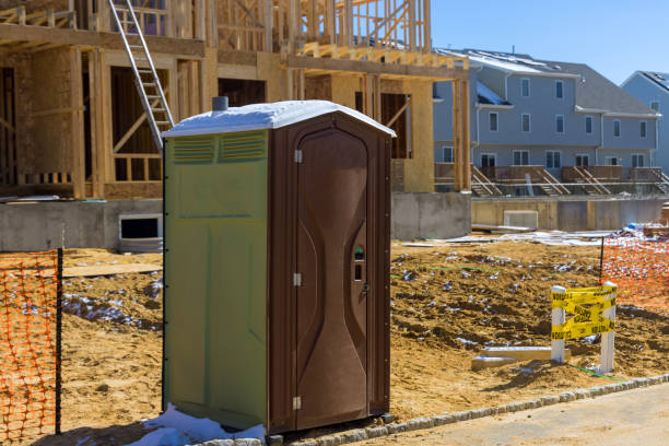 Portable Toilet Options We Offer in Lake Darby, OH